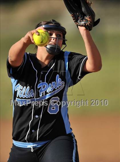Thumbnail 2 in Villa Park @ Brea Olinda photogallery.
