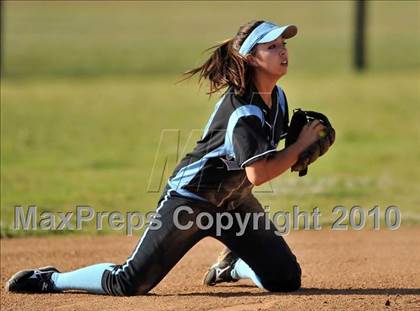 Thumbnail 2 in Villa Park @ Brea Olinda photogallery.