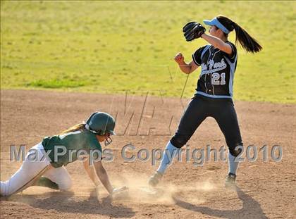 Thumbnail 1 in Villa Park @ Brea Olinda photogallery.