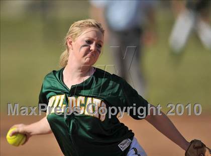Thumbnail 1 in Villa Park @ Brea Olinda photogallery.