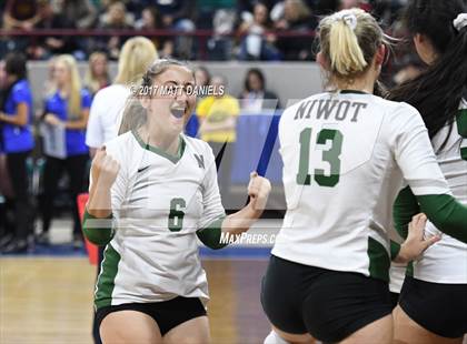 Thumbnail 2 in Niwot vs. Palmer Ridge (CHSAA 4A Pool 4 Playoff) photogallery.