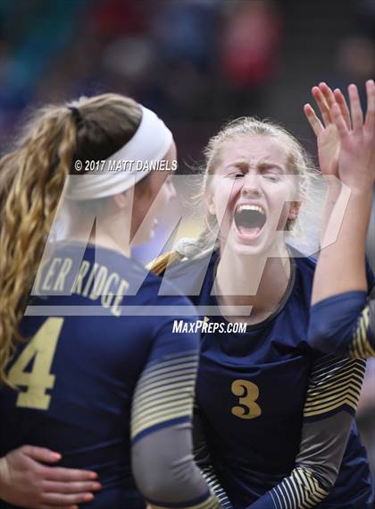 Thumbnail 1 in Niwot vs. Palmer Ridge (CHSAA 4A Pool 4 Playoff) photogallery.