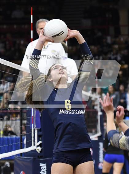 Thumbnail 1 in Niwot vs. Palmer Ridge (CHSAA 4A Pool 4 Playoff) photogallery.