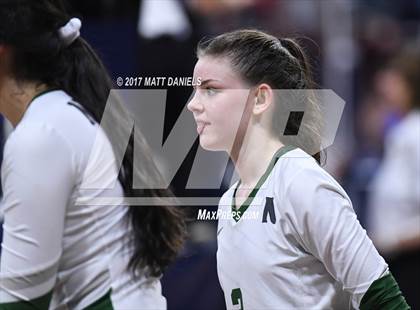 Thumbnail 3 in Niwot vs. Palmer Ridge (CHSAA 4A Pool 4 Playoff) photogallery.
