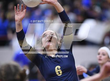 Thumbnail 3 in Niwot vs. Palmer Ridge (CHSAA 4A Pool 4 Playoff) photogallery.