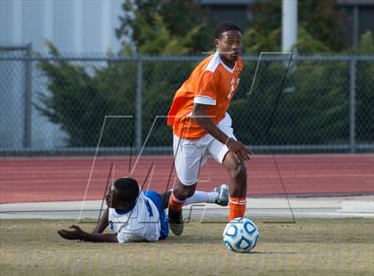 Thumbnail 3 in Lake Norman Charter vs. Southwest Onslow (NCHSAA 1A Final) photogallery.