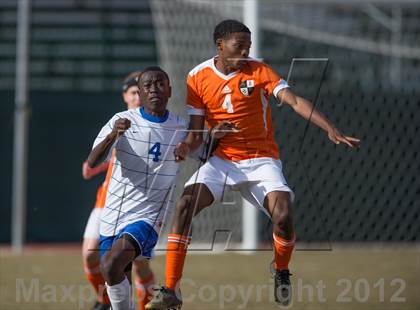 Thumbnail 2 in Lake Norman Charter vs. Southwest Onslow (NCHSAA 1A Final) photogallery.