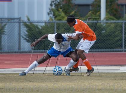Thumbnail 2 in Lake Norman Charter vs. Southwest Onslow (NCHSAA 1A Final) photogallery.