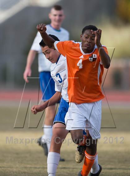 Thumbnail 3 in Lake Norman Charter vs. Southwest Onslow (NCHSAA 1A Final) photogallery.