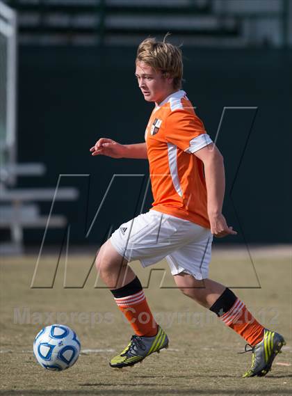 Thumbnail 2 in Lake Norman Charter vs. Southwest Onslow (NCHSAA 1A Final) photogallery.