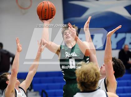 Thumbnail 3 in Clear Falls vs. Kingwood (McDonald's Texas Invitational) photogallery.