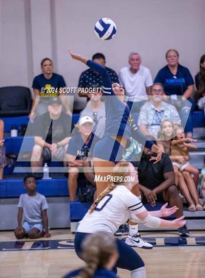 Thumbnail 3 in Rancho Christian @ Linfield Christian photogallery.