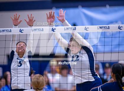 Thumbnail 2 in Rancho Christian @ Linfield Christian photogallery.