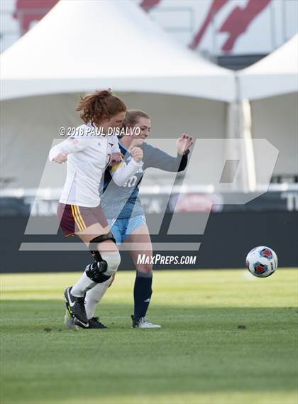 Thumbnail 1 in Windsor vs. Valor Christian (CHSAA 4A State Final) photogallery.