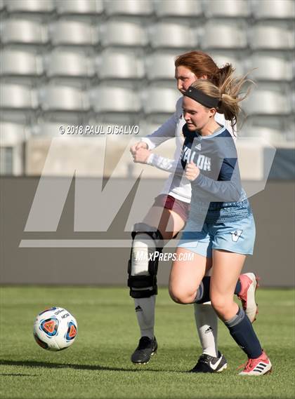 Thumbnail 1 in Windsor vs. Valor Christian (CHSAA 4A State Final) photogallery.