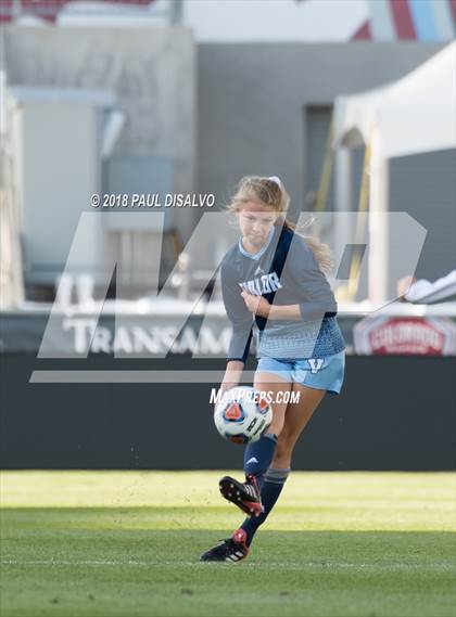 Thumbnail 1 in Windsor vs. Valor Christian (CHSAA 4A State Final) photogallery.