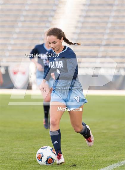 Thumbnail 2 in Windsor vs. Valor Christian (CHSAA 4A State Final) photogallery.