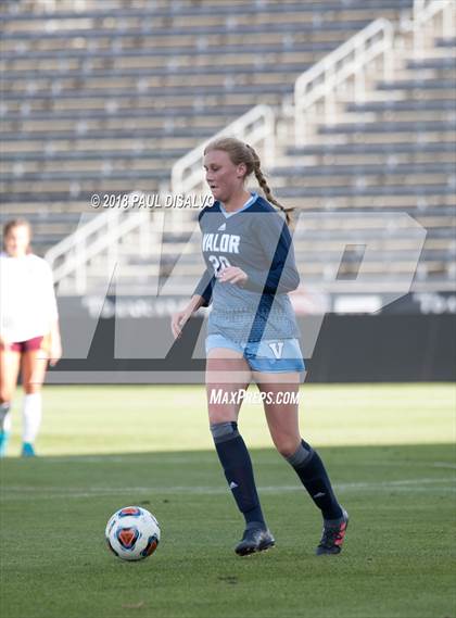 Thumbnail 1 in Windsor vs. Valor Christian (CHSAA 4A State Final) photogallery.
