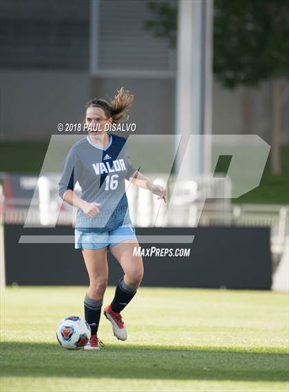 Thumbnail 3 in Windsor vs. Valor Christian (CHSAA 4A State Final) photogallery.