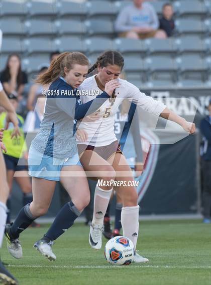 Thumbnail 2 in Windsor vs. Valor Christian (CHSAA 4A State Final) photogallery.