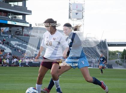 Thumbnail 2 in Windsor vs. Valor Christian (CHSAA 4A State Final) photogallery.
