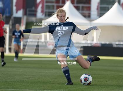 Thumbnail 2 in Windsor vs. Valor Christian (CHSAA 4A State Final) photogallery.