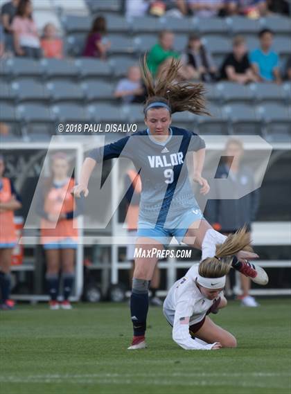Thumbnail 2 in Windsor vs. Valor Christian (CHSAA 4A State Final) photogallery.