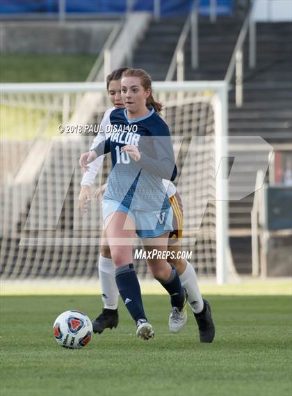 Thumbnail 2 in Windsor vs. Valor Christian (CHSAA 4A State Final) photogallery.