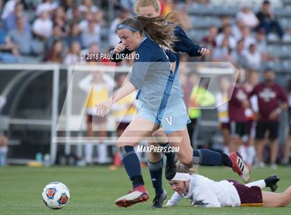 Thumbnail 2 in Windsor vs. Valor Christian (CHSAA 4A State Final) photogallery.