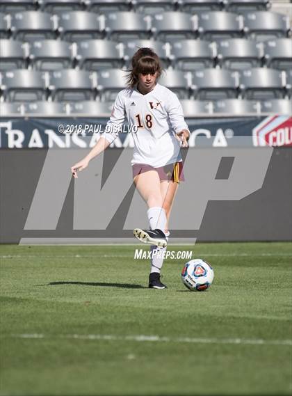 Thumbnail 3 in Windsor vs. Valor Christian (CHSAA 4A State Final) photogallery.