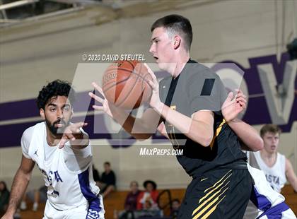 Thumbnail 2 in Los Banos vs. Shasta (Dennis Burnum Tournament) photogallery.