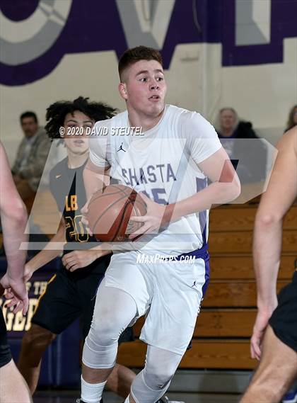Thumbnail 3 in Los Banos vs. Shasta (Dennis Burnum Tournament) photogallery.