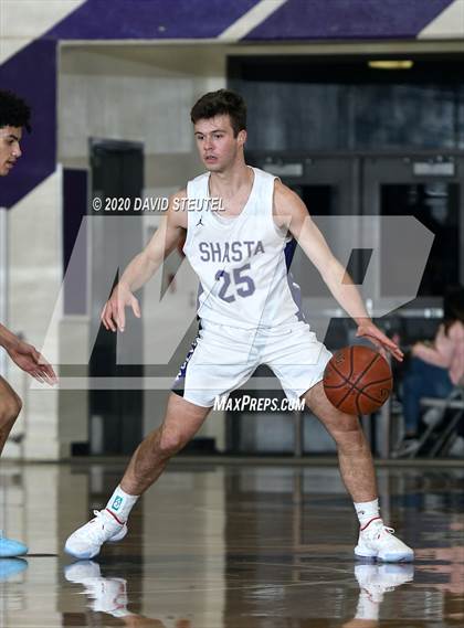 Thumbnail 1 in Los Banos vs. Shasta (Dennis Burnum Tournament) photogallery.