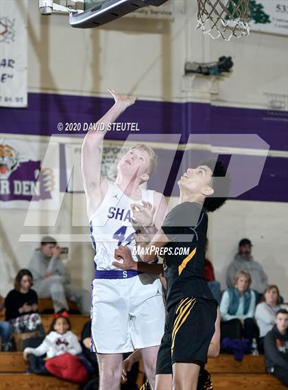 Thumbnail 2 in Los Banos vs. Shasta (Dennis Burnum Tournament) photogallery.