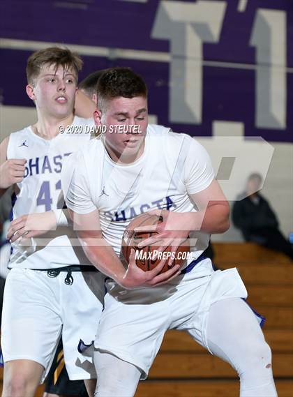 Thumbnail 3 in Los Banos vs. Shasta (Dennis Burnum Tournament) photogallery.