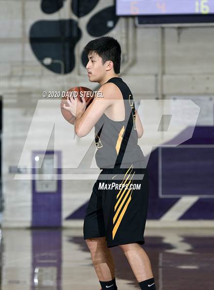 Thumbnail 2 in Los Banos vs. Shasta (Dennis Burnum Tournament) photogallery.
