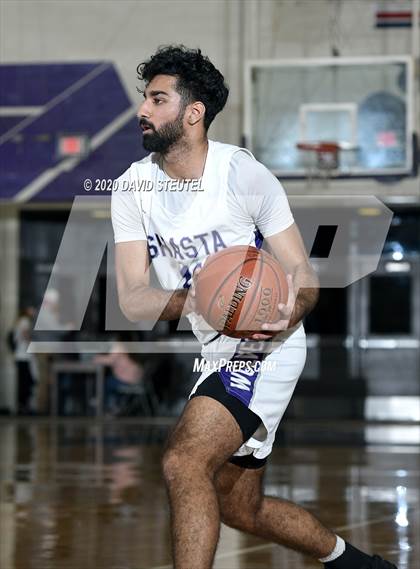 Thumbnail 3 in Los Banos vs. Shasta (Dennis Burnum Tournament) photogallery.