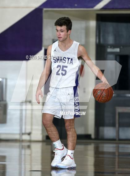 Thumbnail 2 in Los Banos vs. Shasta (Dennis Burnum Tournament) photogallery.