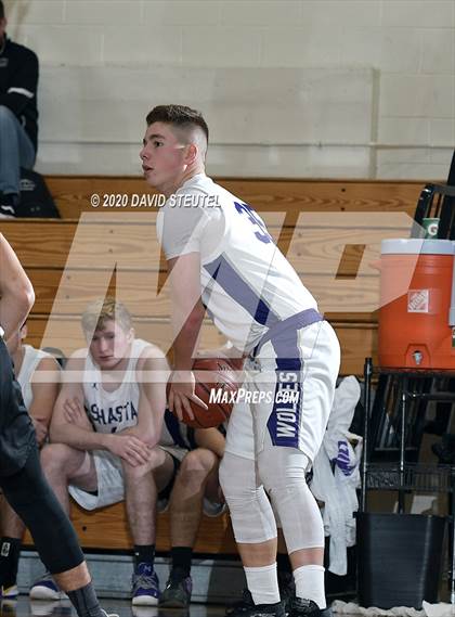 Thumbnail 3 in Los Banos vs. Shasta (Dennis Burnum Tournament) photogallery.