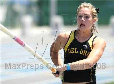 Thumbnail 3 in CIF State Championships (Girls Pole Vault - Final) photogallery.