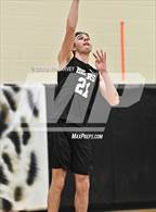 Photo from the gallery "Bear Creek @ D'Evelyn"