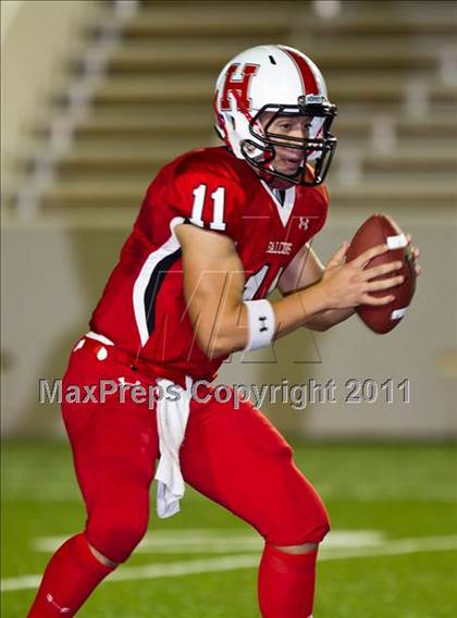 Thumbnail 1 in Hargrave vs Silsbee (3A Region 3 Bi-District Playoffs) photogallery.
