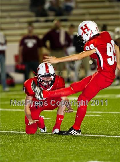 Thumbnail 3 in Hargrave vs Silsbee (3A Region 3 Bi-District Playoffs) photogallery.