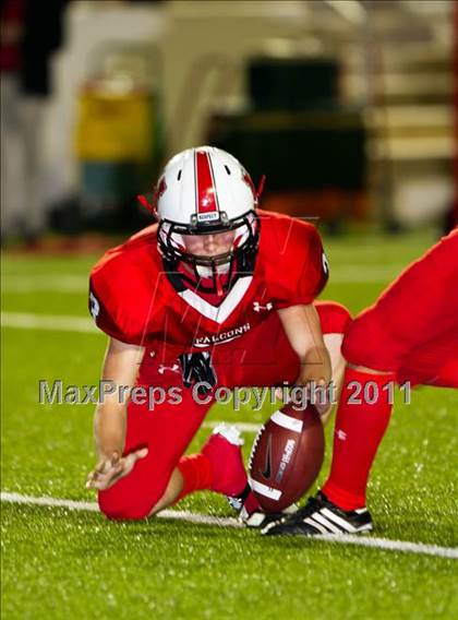 Thumbnail 1 in Hargrave vs Silsbee (3A Region 3 Bi-District Playoffs) photogallery.