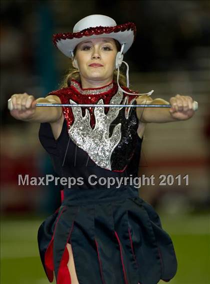 Thumbnail 3 in Hargrave vs Silsbee (3A Region 3 Bi-District Playoffs) photogallery.
