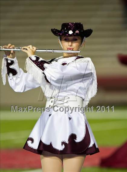 Thumbnail 3 in Hargrave vs Silsbee (3A Region 3 Bi-District Playoffs) photogallery.