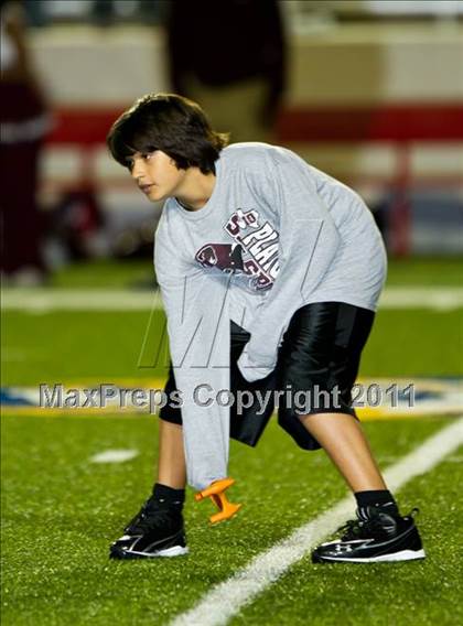 Thumbnail 3 in Hargrave vs Silsbee (3A Region 3 Bi-District Playoffs) photogallery.