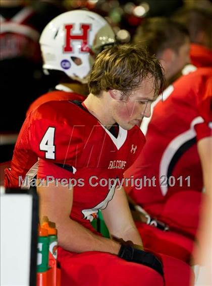 Thumbnail 1 in Hargrave vs Silsbee (3A Region 3 Bi-District Playoffs) photogallery.