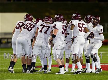 Thumbnail 1 in Hargrave vs Silsbee (3A Region 3 Bi-District Playoffs) photogallery.