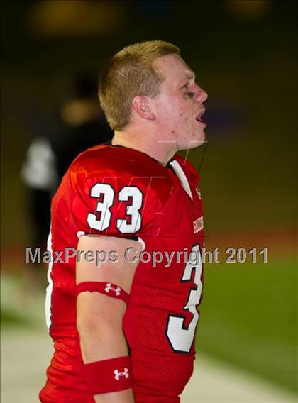 Thumbnail 1 in Hargrave vs Silsbee (3A Region 3 Bi-District Playoffs) photogallery.